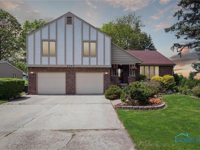 2142 Tracy Rd, Northwood, OH, 43619