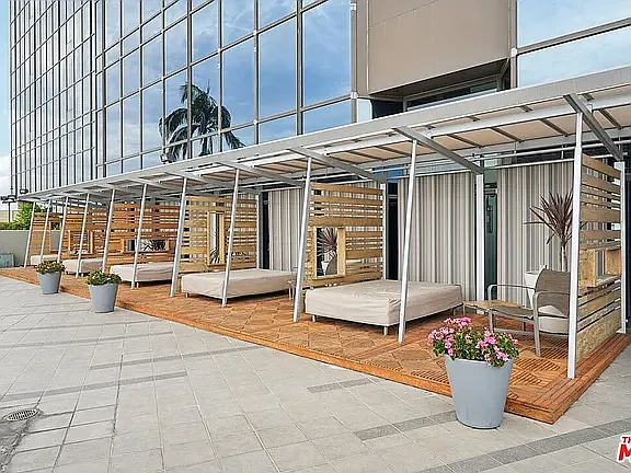 1100 Wilshire Blvd — Photo 30