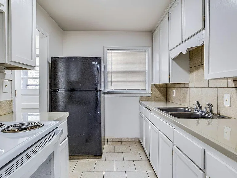 6142 E Harry St — Photo 7