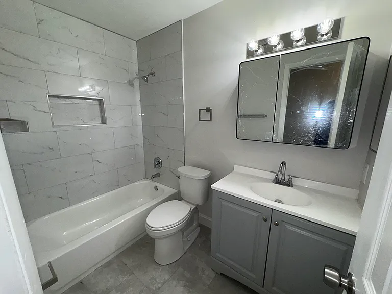3856 Van Cott St #3856 — Photo 22