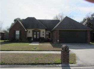 405 Bluebonnet Dr, Lafayette, LA 70508