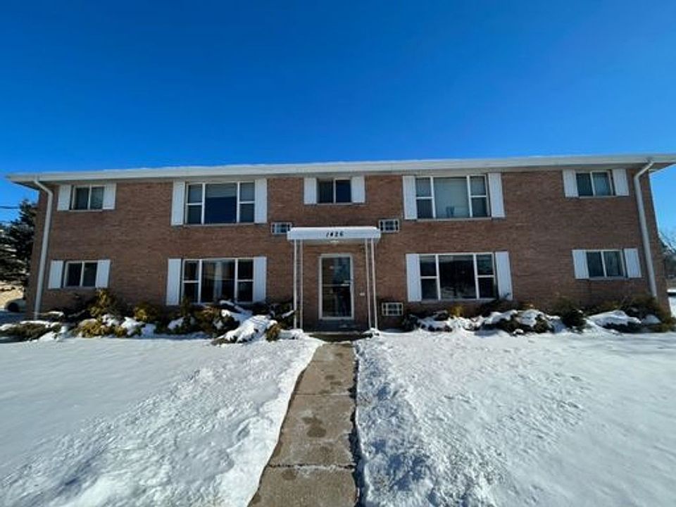 1st image of 1426 N Randall Ave #2