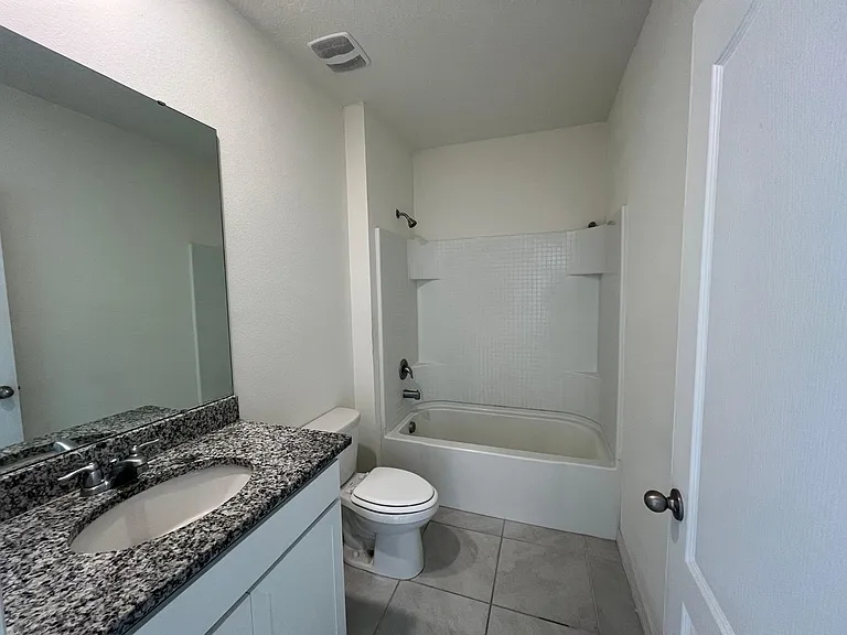 472 Lily Ln — Photo 19