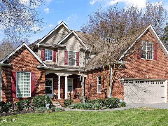 3rd image of 8127 Campbells Point Rd