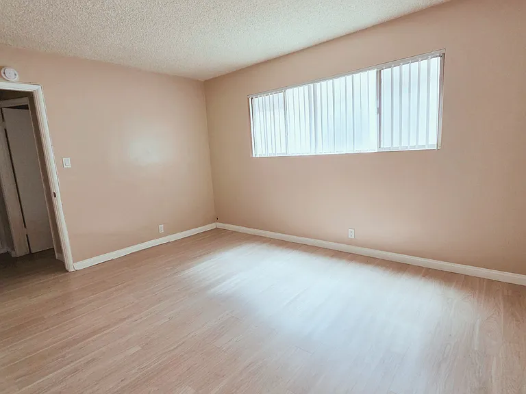 1815 Fremont Ave — Photo 16
