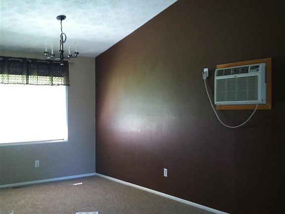 4th image of 9037 Cranbrook Dr