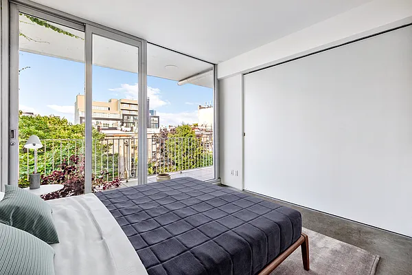Sold by Compass | media 8
