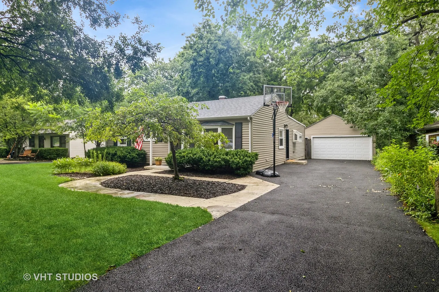 2311 N Sunset Rd photo 1