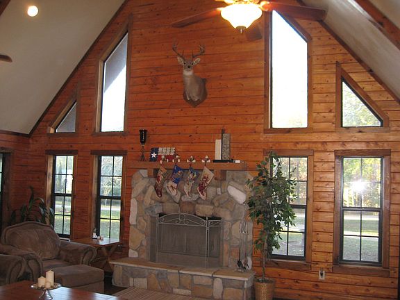 4th image of 320 County Road 524