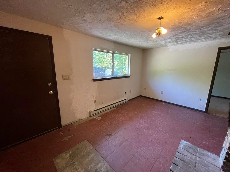 639 E Joseph Rd — Photo 11