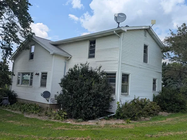 2063 220th St, Marshalltown, IA 50158