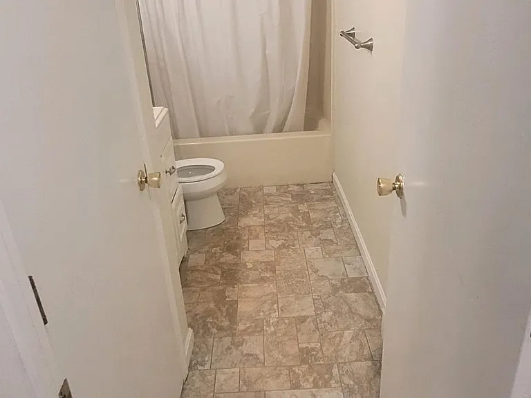 22 Inverness Ave #2D — Photo 11