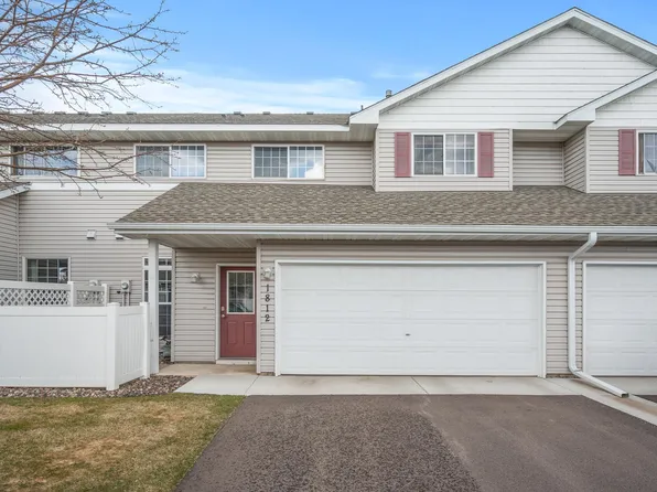 1812 Bridgewater Blvd S, Cambridge, MN 55008