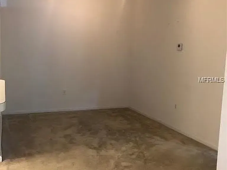 413 Arbor Lakes Cir — Photo 12