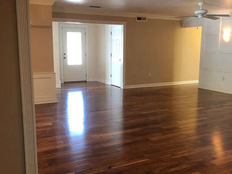 6606 Blue Heron Dr S — Photo 3