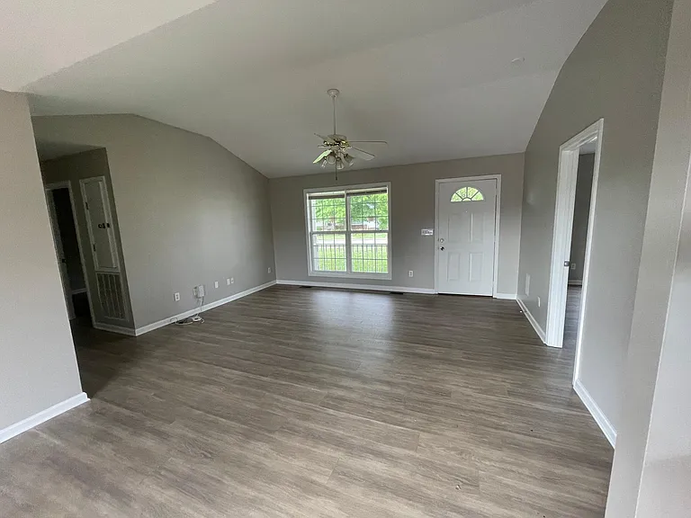 2819 Faith Ln — Photo 21