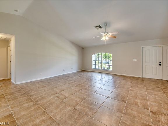 5th image of 105 NE 31st Ter
