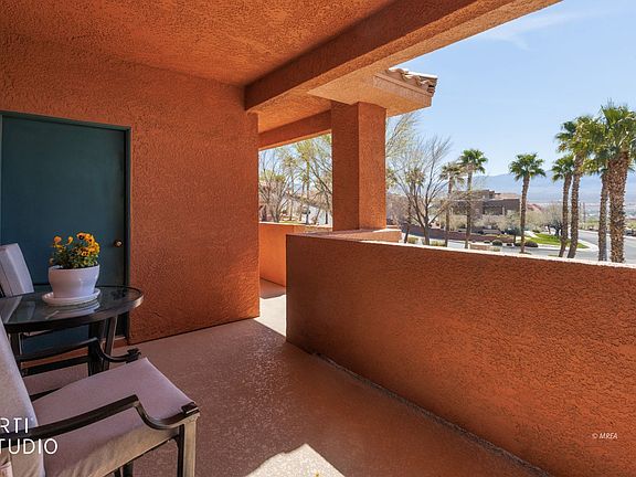 2nd image of 518 Turtleback Rd #D