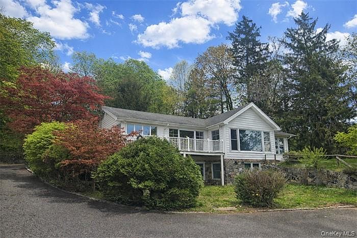 2nd image of 355A E Shore Road