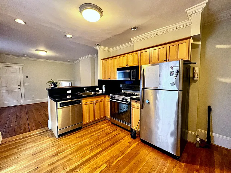 36 Tremont St #1 — Photo 7