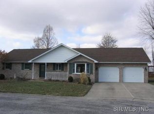 311 S Pine St, Breese, IL 62230