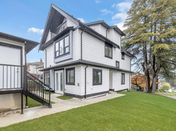 4325 Kamloops St, Vancouver, BC V5R 6A6