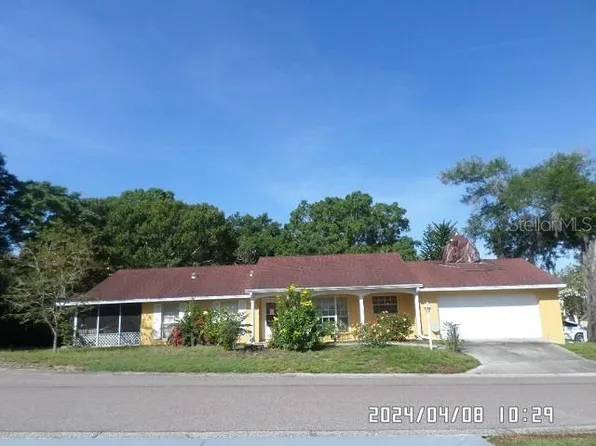 26 Townhill Dr, Eustis, FL 32726