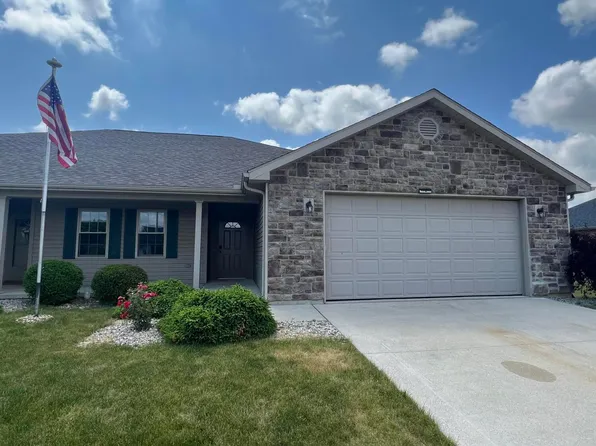 927 Woodridge Dr, Saint Marys, OH 45885