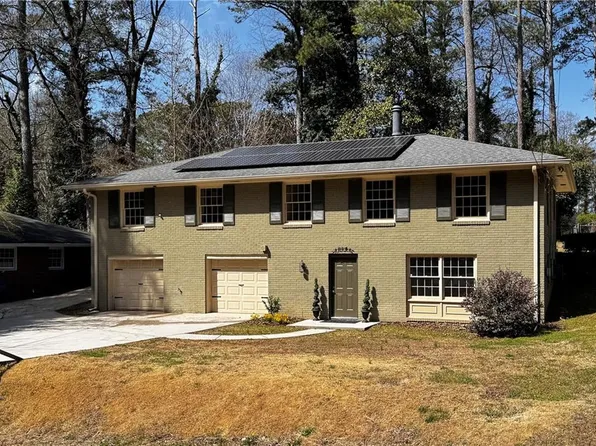 3087 Meadow Lark Ln, East Pt, GA 30344