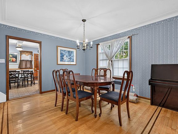 5th image of 111 W 57th St