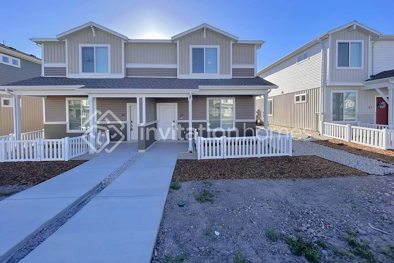 26 N Riverside Dr Saratoga Springs, UT 84045 — Photo 1