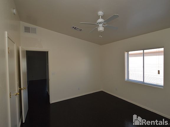 4th image of 1873 S San Antonio Dr Unit 1