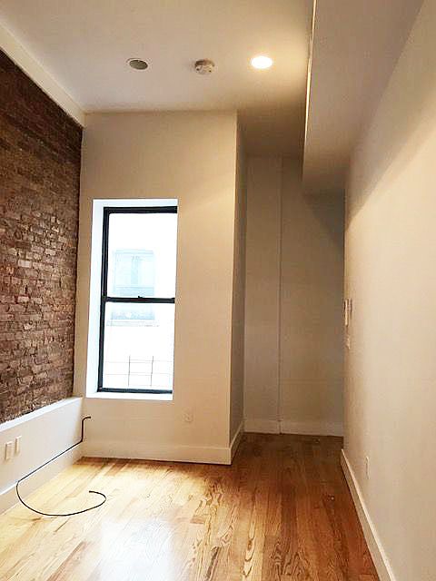 1st image of 688 Willoughby Ave #3