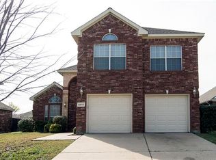11613 Pheasant Creek Dr, Fort Worth, TX 76244