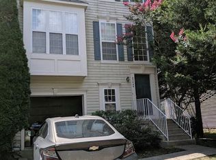 43449 Laidlow St, Chantilly, VA 20152
