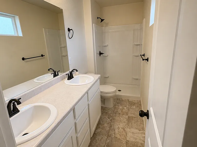 1643 Rise Dr — Photo 6