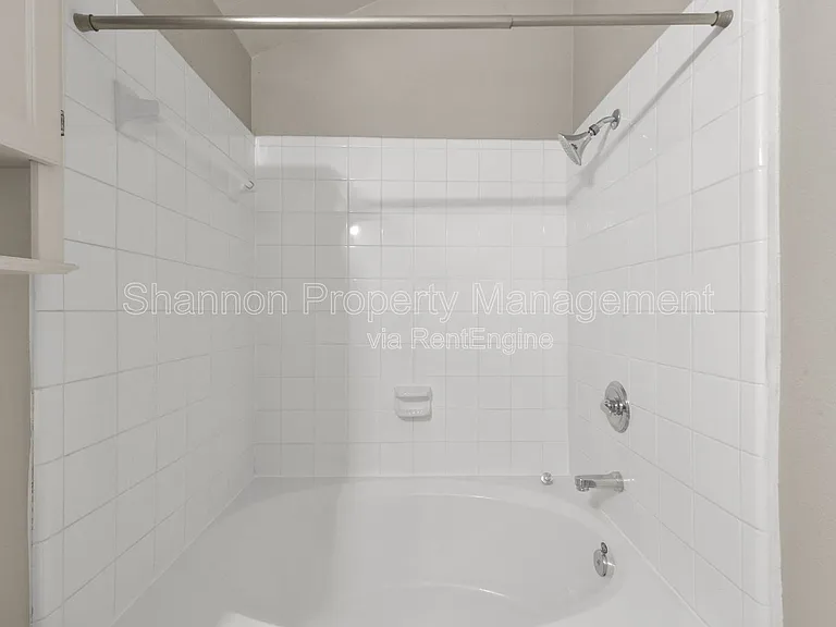 2711 Polk St — Photo 23