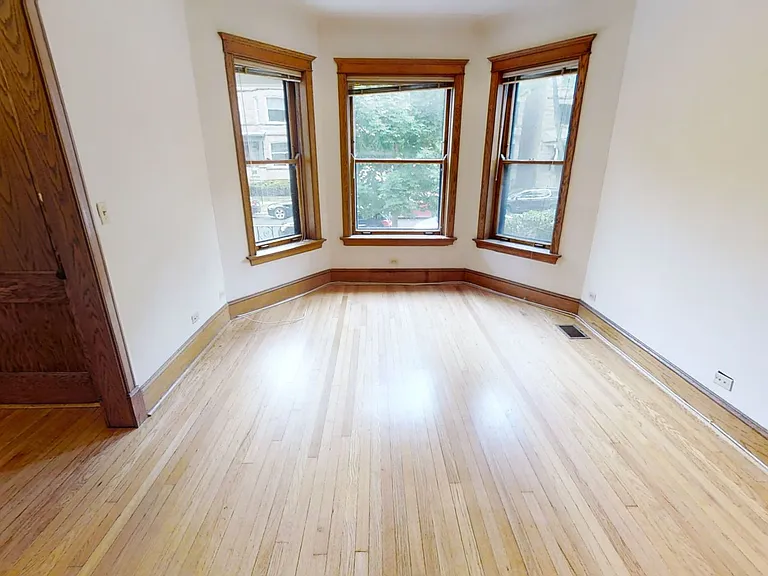 3740 N Magnolia Ave — Photo 3