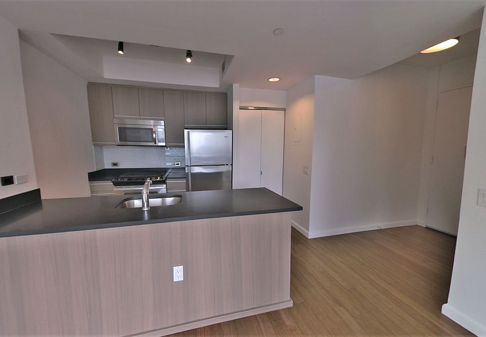 1st image of 66 Rockwell Pl APT 9L