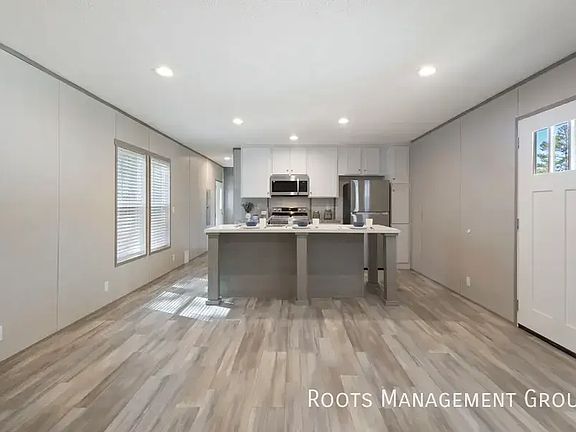5th image of 1966 Boxwood Ln #1966