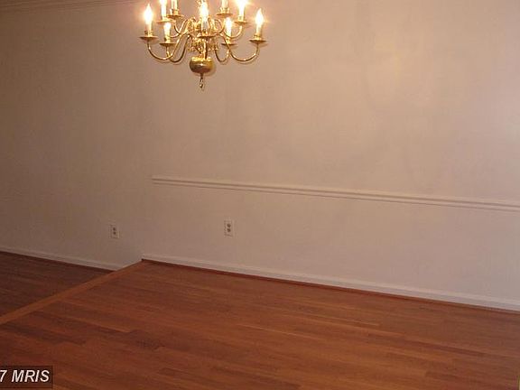 4th image of 416 Council Dr NE