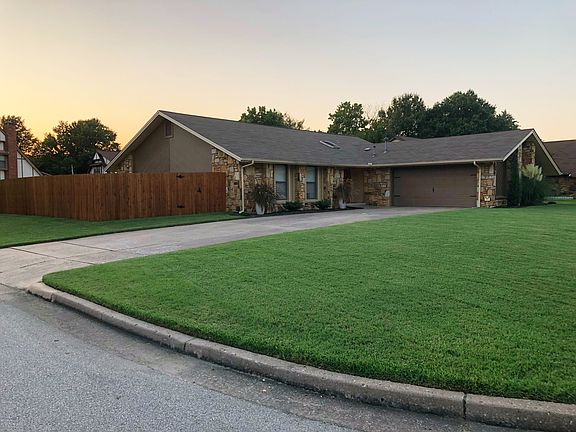 Oversized Corner Lot