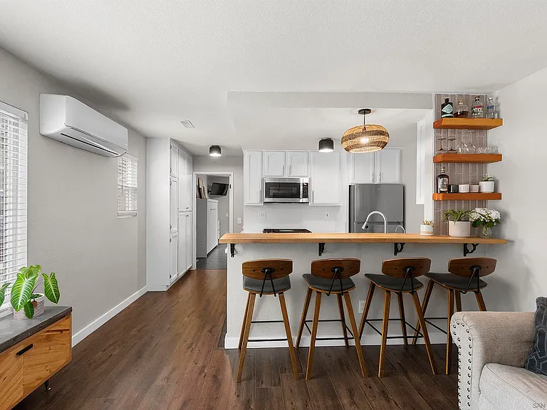 3338 Herman Ave #5 — Photo 6