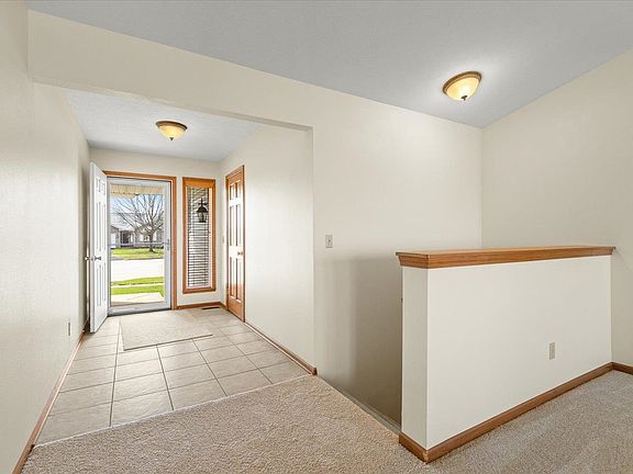 5th image of 2170 Burnett Dr