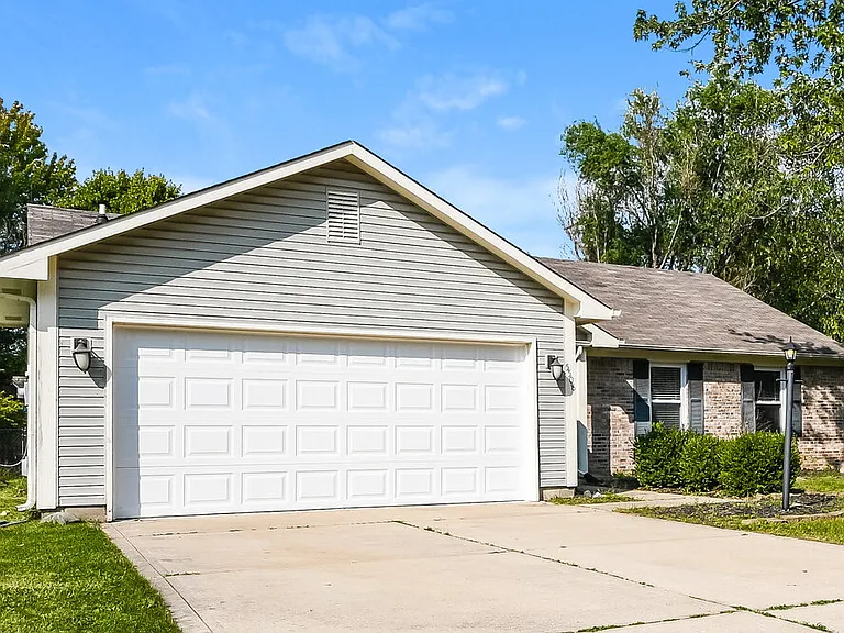 5508 Pine Hill Dr — Photo 1
