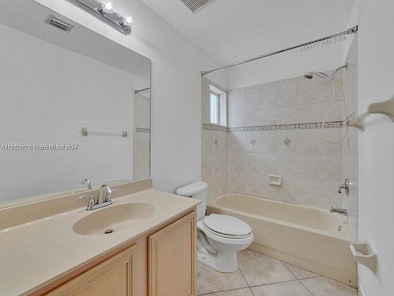 4th image of 5422 NW 110th Ave