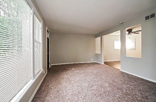 2nd image of 3703 N Oriole Ave