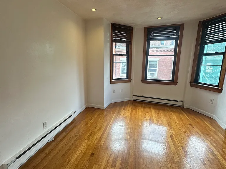 89 Prince St #7 — Photo 11