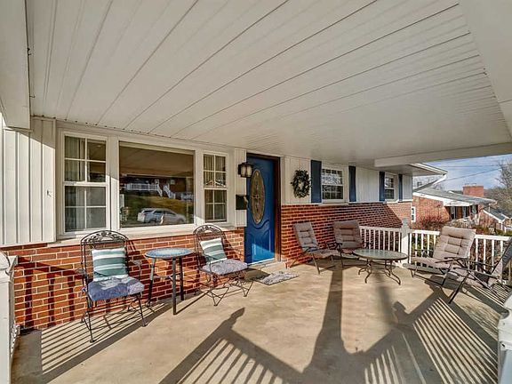 4th image of 296 Genoma Dr