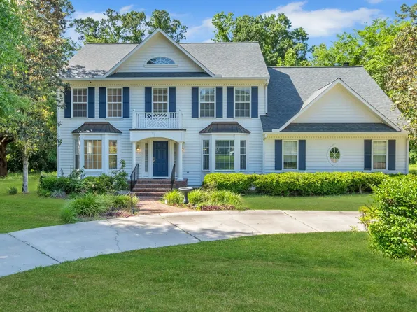 3712 Carrington Pl, Tallahassee, FL 32303